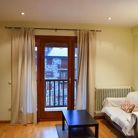 Duplex Con Vistas En Benasque Apartment Exterior photo